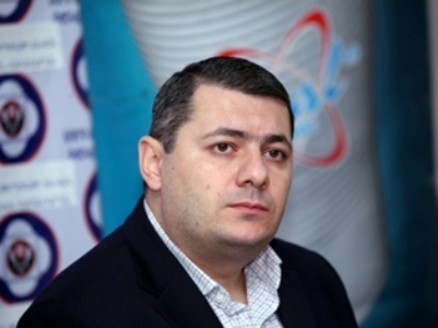 Политолог: У Азербайджана проблемы военного характера