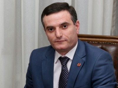 Глава комиссии по внешним связям парламента Армении информировал представителя Европарламента об агрессии Азерайджана