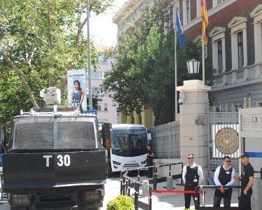 Консульство Германии в Стамбуле взято под усиленную охрану после признания Бундестагом Геноцида армян