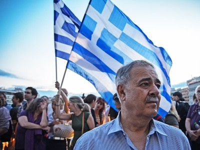 Власти Греции сообщили о 500 тысячах покинувших страну граждан