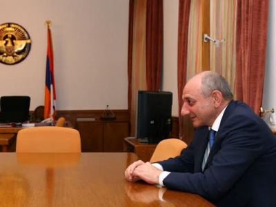 Президент НКР и Каспршик обсудили ситуацию на линии соприкосновения Президент НКР и Каспршик обсудили ситуацию на линии соприкосновения
