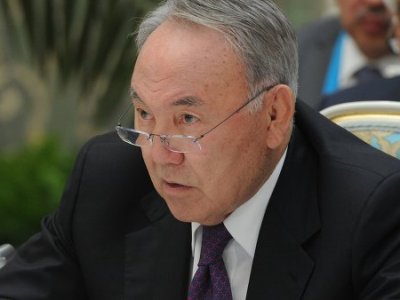 Назарбаев собрал оперативное заседание Совбеза по ситуации в Алма-Ате Назарбаев собрал оперативное заседание Совбеза по ситуации в Алма-Ате