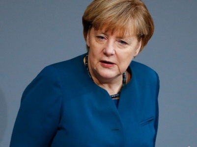 Меркель: Ношение паранджи не способствует процессу интеграции женщин в Германии