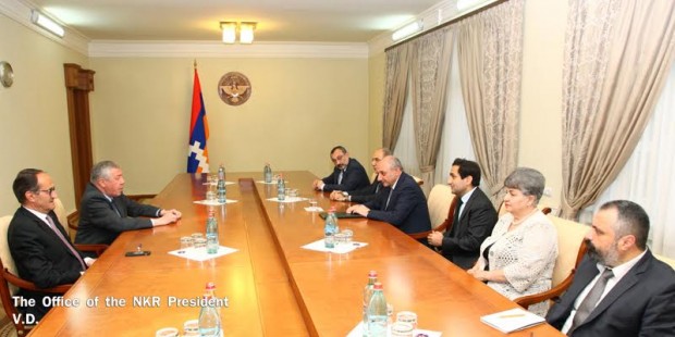Бако Саакян поблагодарил французских депутатов за искреннюю дружбу и гуманизм