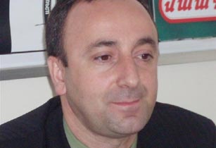 Փորձագետ. Հայաստանում ընդդիմություն է նա, ով ամենաշատն է հայհոյում իշխանությանը