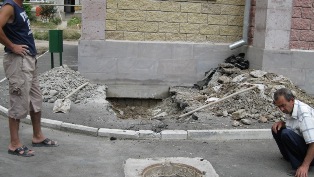 Իշխանությունները խոստովանում են, որ Գյումրիում կառուցված նորակառույցներն անորակ