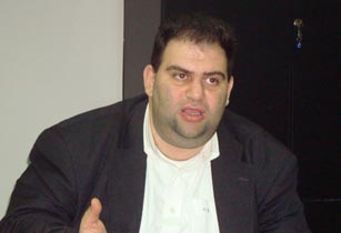 Ստամբուլահայ խմբագիրը Թուրքիայում կայացած հանրաքվեի մասին. ժողովուրդը գոհ է, ընդ
