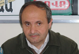 «Ղարաբաղ» կոմիտեի նախկին անդամ. Աշխարհը չունի ԼՂ խնդրի կարգավորման բանալին, սակա