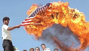 Участники митинга в Азербайджане призвали разрушить Белый Дом