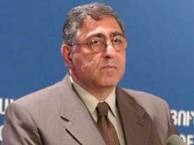«Ազգ». ԱԳ նախարարը  հարյուրավոր հեռախոսազրույցներ է ունեցել եւ 200-ից ավելի նամա