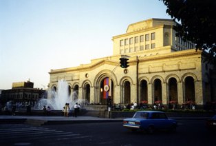 «Ժառանգություն». Իշխանության որոշ ներկայացուցիչների համար անկախությունը բեռ է