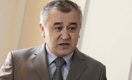 Ղրղըզստանի խորհրդարանականը պոռնո է նկարահանել Ֆիննախի աշխատակցուհու հետ