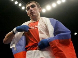 Бокс: Айрапетян и Алоян завоевали титул чемпиона России