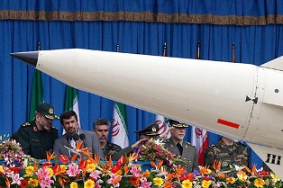 Iran’s nuclear program riskier for Azerbaijan, Russian political scientist says