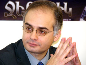 ՀԱԿ համակարգող. Ցավում եմ, որ Վահան Հովհաննիսյանը երկուսուկես տարի է՝ չի հասկանո