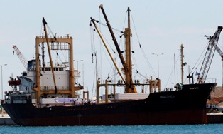 Азербайджанские спасатели оказали помощь больному российскому моряку