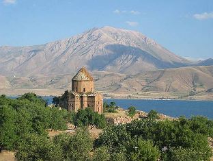 "Lord’s Prayer" is not allowed in Holy Cross Church of Akhtamar