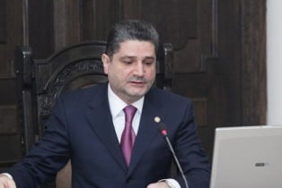 Կառավարությունը կպատժի ինքն իրեն՝ գերավճարների համար տուգանքներ վճարելով