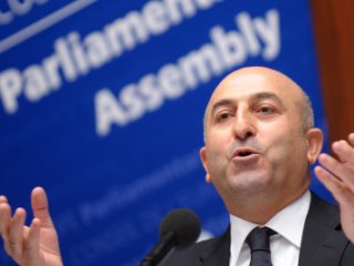 «Զերկալո». Ադրբեջանն իր ընտրությունների վերաբերյալ ԵԽԽՎ գնահատականի հարցում հույ