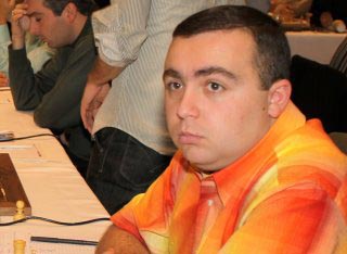 Tigran L.Petrosyan tops standings in Karen Asrian memorial tournament