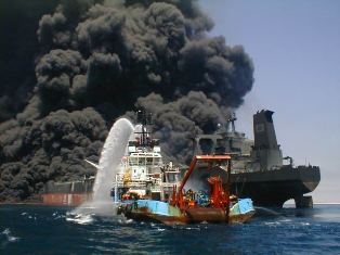 Пожар на пароме в Балтийском море: все пассажиры эвакуированы