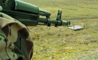 Азербайджан продолжает нарушать режим перемирия в зоне карабахского конфликта