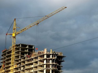 В армянском городе Капан строятся квартиры для молодых семей
