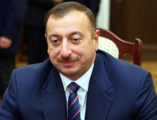 Президент Азербайджана в очередной раз грозит войной