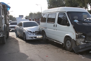 Armenian singer Tata had a car accident (video, photos)