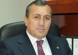 «Առավոտ». Սյունիքի մարզպետը նվաստացրել է ոստիկաններին