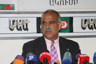 Րաֆֆի Հովհաննիսյան. Ռոբերտ Քոչարյանի Հայաստան տեղափոխվելով ԼՂՀ ճանաչման գործընթա