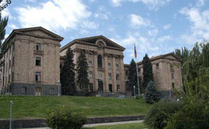Հայտարարություն. Եթե պատգամավորն ունի գարեջրի գործարան եւ ռեստորան, նա ձեռնարկատ