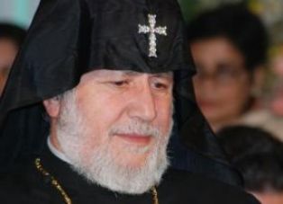 Католикос Всех армян направил соболезнования Папе Римскому