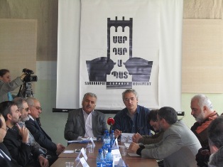 «Սարդարապատ». Ընտրություններով իշխանափոխություն իրականացնելն ինքնախաբեություն է