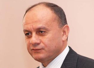 Министр обороны Армении: Негативные явления в армии идут из общества