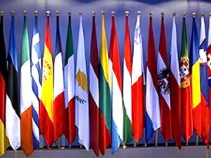 В Сеуле открывается саммит G20: город окружен полицией и золотыми рыбками