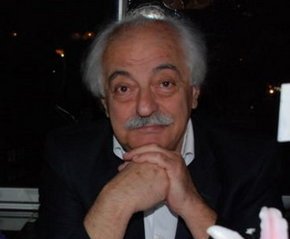 Стамбульцы со слезами на глазах попрощались с известным актером-армянином