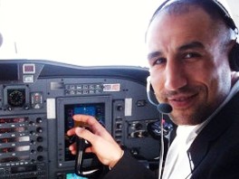 King Arthur bought a plane and called it “AEROKING”