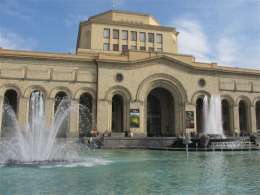 Վարչապետը Հայաստանի 4,3 մլրդ դոլարի արտաքին պարտքը նվազ է համարում