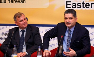 Տիգրան Սարգսյան. Հայ հասարակության ինքնակազմակերպումը պետք է  համահունչ լինի ժամ