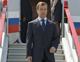 Дмитрий Медведев прибыл в Астану на саммит ОБСЕ