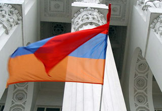 «Երկիր». Նախկին դատավորը՝ դեսպա՞ն