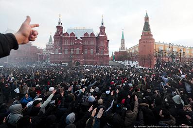 Медведев обещал разобраться со всеми, «кто гадил» на Манежной площади