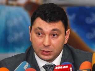 Շարմազանով. ՀՀԿ Գործադիր մարմնի նիստում կորոշվի Երեւանի քաղաքապետի թեկնածուն