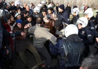 Թուրքիայում կրկին ձերբակալվել են Էրդողանի դեմ բողոքի ակցիա իրականացնող ուսանողնե