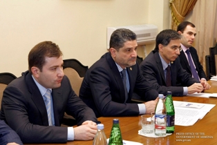 Armenian Prime Minister discussed talks on Armenia-EU association agreement