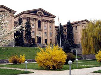 ՀՅԴ-ի բոյկոտը արդյունք է տվել. Կառավարությունը հետ է կանչել 24 օրինագիծ
