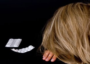 13-year old schoolgirl commits suicide in Baku