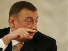 Алиев посадит своих журналистов на оползень?