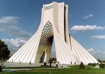 Iranian authorities send “American spy” back to Armenia